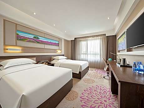 WH - Superior Twin Room with View