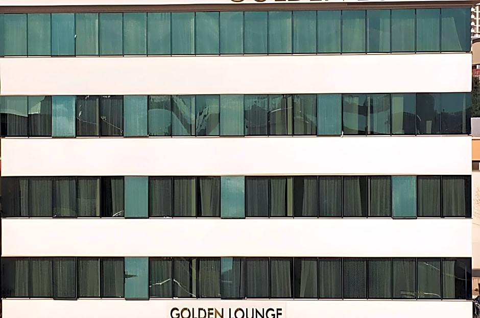 Golden Lounge Hotel