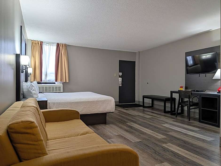 Super 8 by Wyndham Thunder Bay
