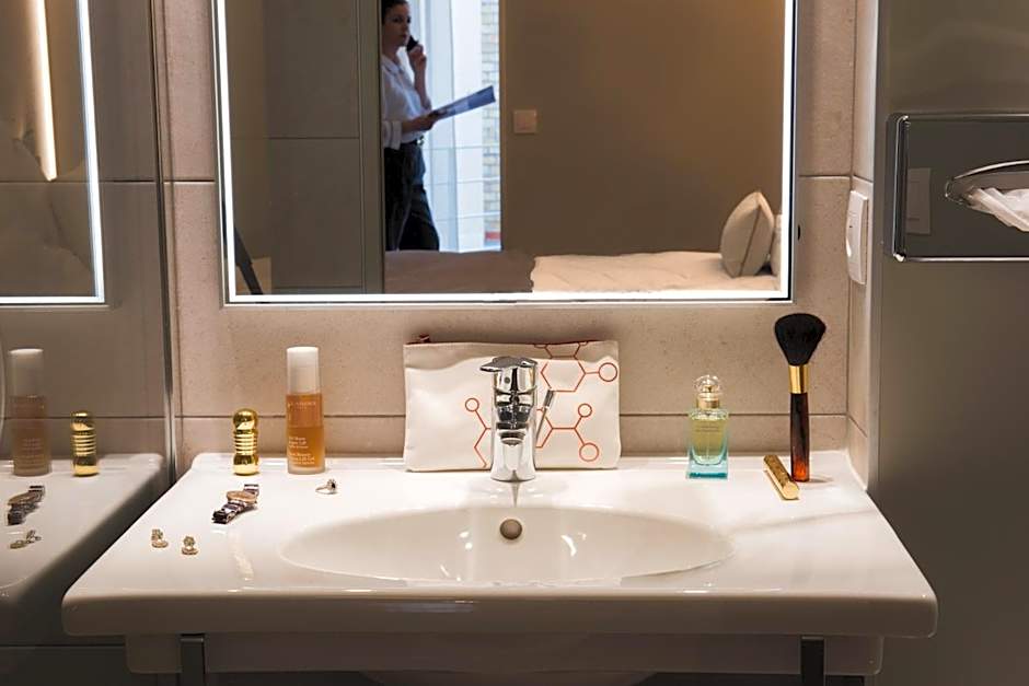 Mercure Paris Pont de Levallois Neuilly