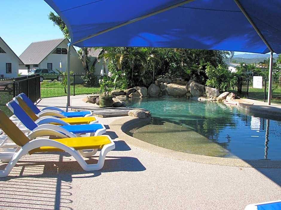 Cardwell Beachcomber Motel & Tourist Park