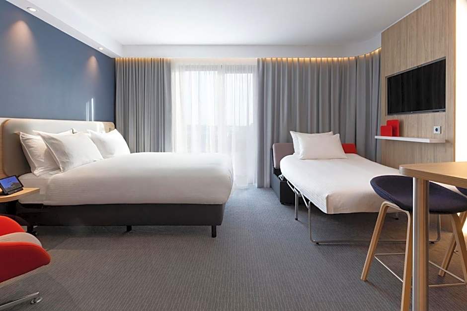 Holiday Inn Express And Suites Deventer By IHG