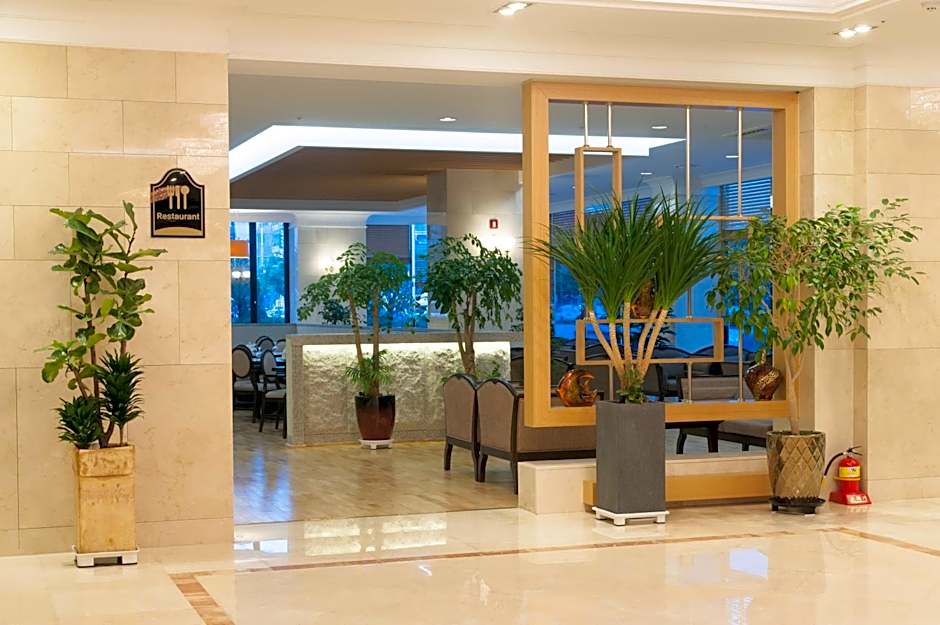 Fontana Beach Hotel