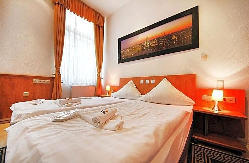 City Hotel Storch
