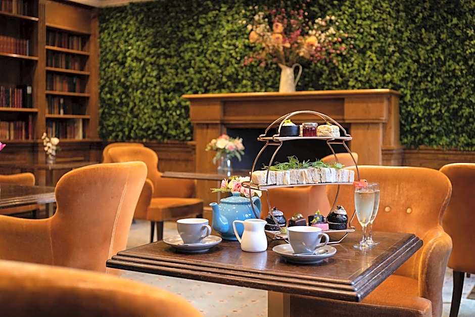 Hilton Puckrup Hall, Tewkesbury