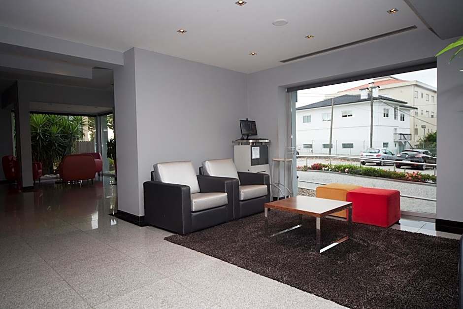 Hotel Feira Pedra Bela