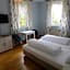 Hotel-Gasthof Opel Bed & Breakfast
