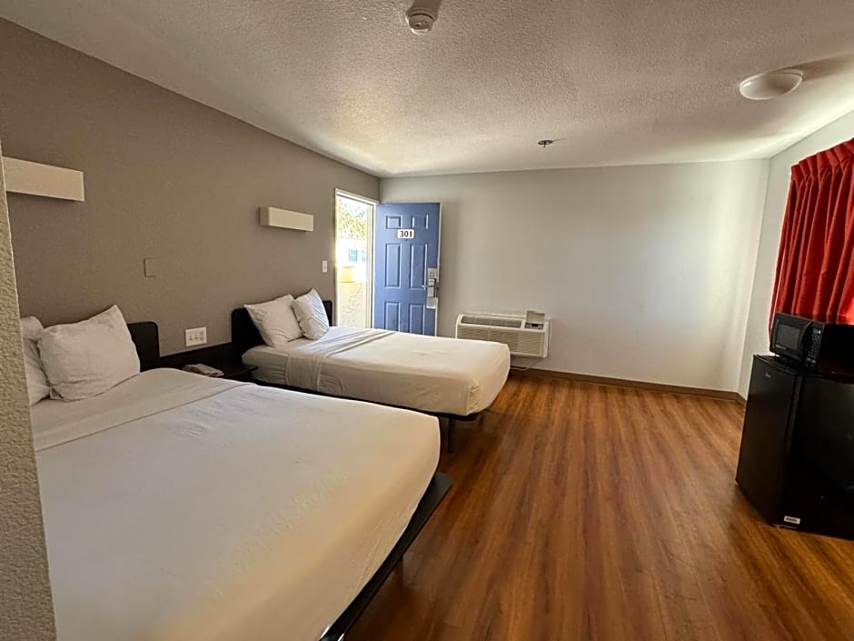 Motel 6 Ventura South