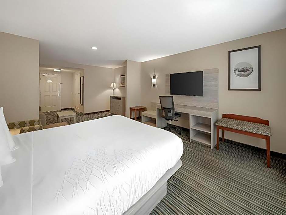 Best Western Plus Twin View Inn & Suites