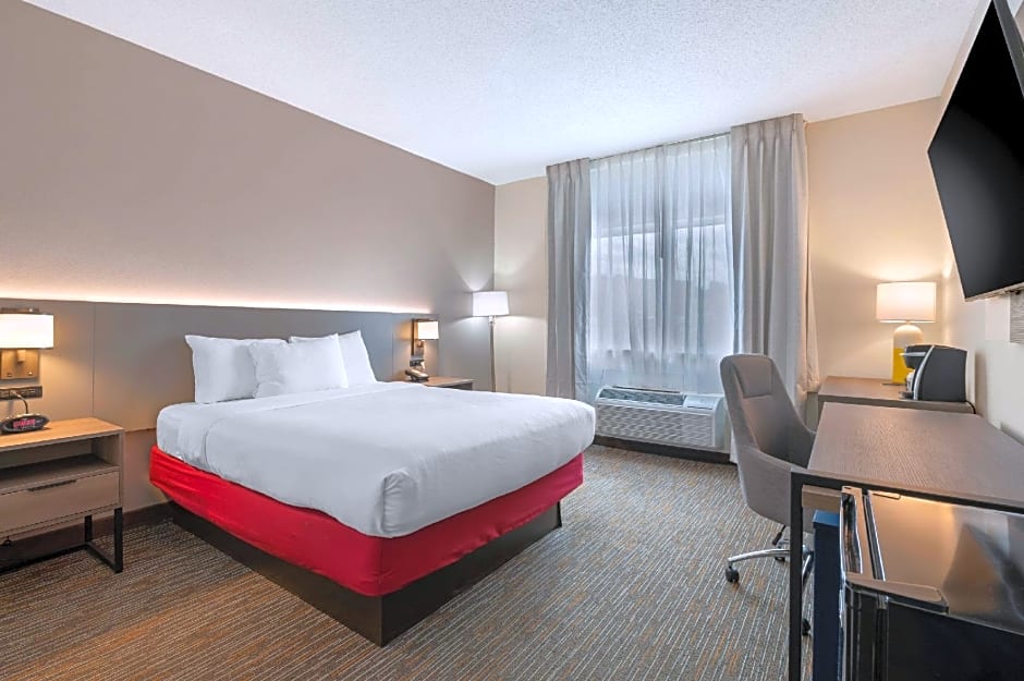 Comfort Inn & Suites