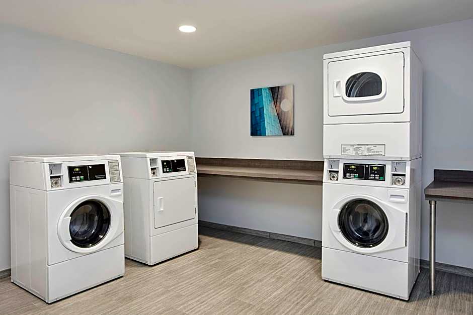 SpringHill Suites by Marriott Milwaukee Downtown