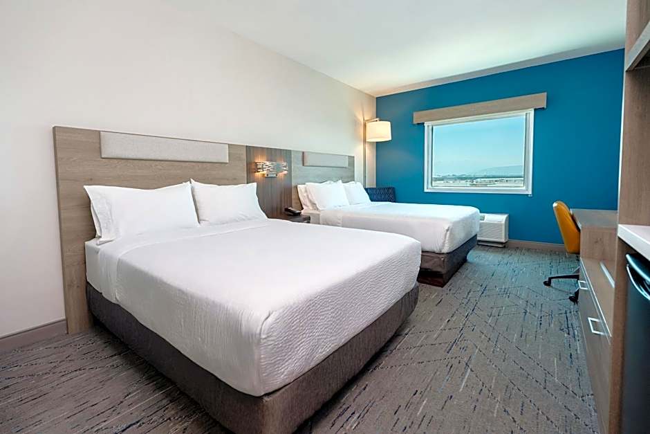 Photo 1 of 1 of Standard 2 Queen Beds