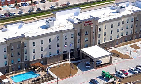 Hampton Inn By Hilton & Suites Dallas/Ft. Worth Airport South