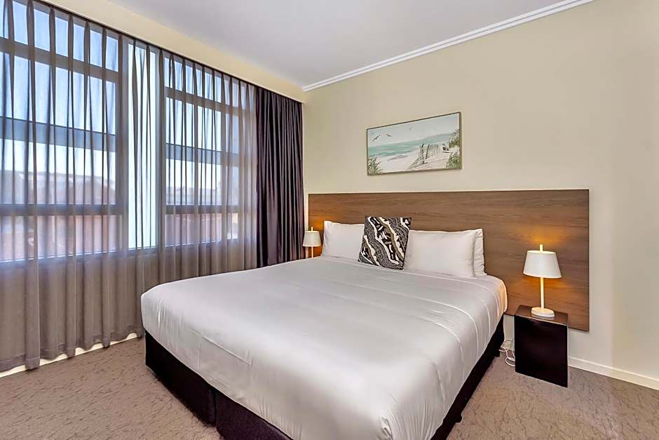 New Haus by Hougoumont Hotel, former Bannister 22