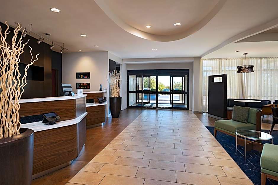 Courtyard by Marriott Austin Airport