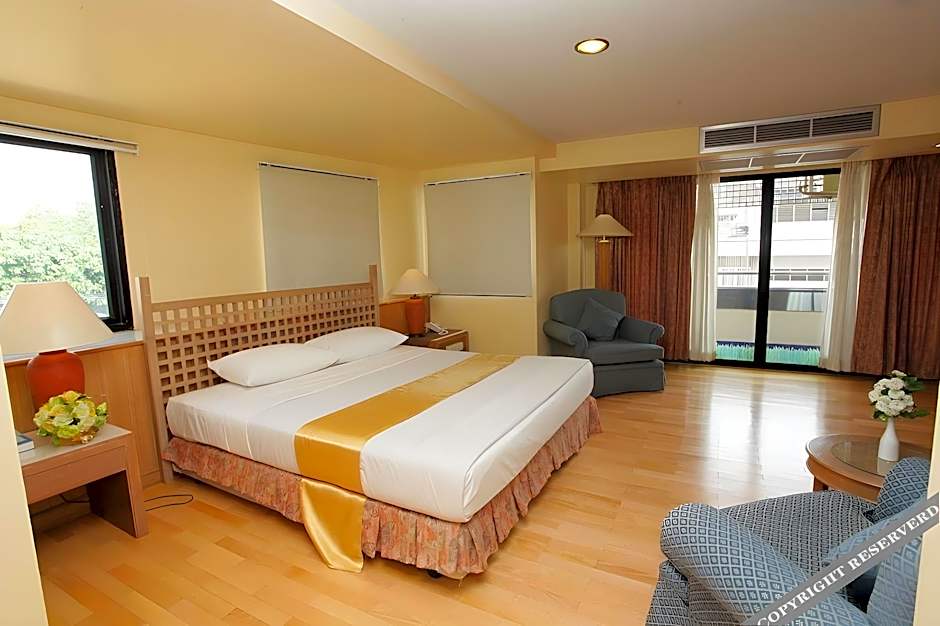 Pin Hotel