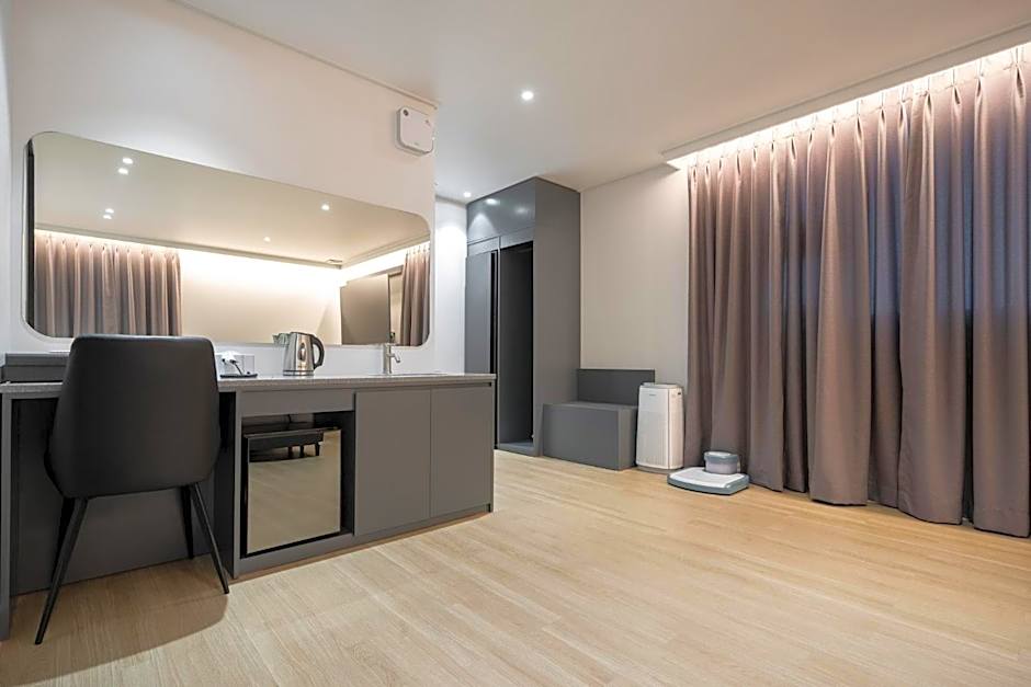 Hound Hotel Mokpo Peace Plaza