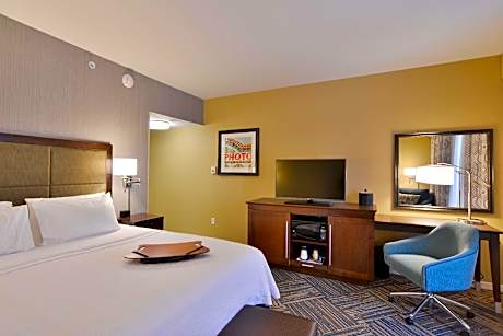 1 King Mobility Access Roll In Shower Nosmok