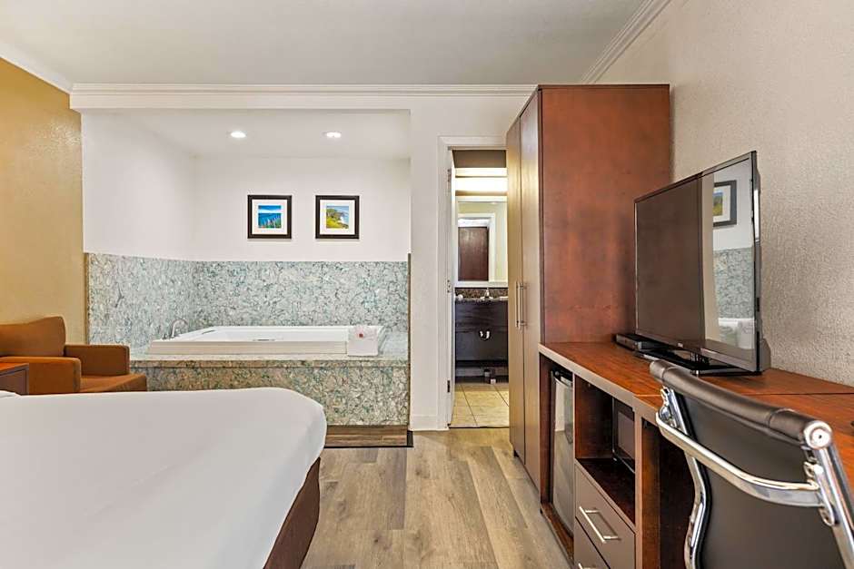 Comfort Inn Santa Cruz North