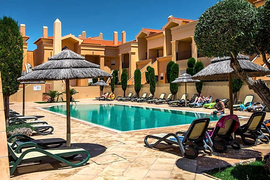Photo 1 of 50 of Baia da Luz Hotel