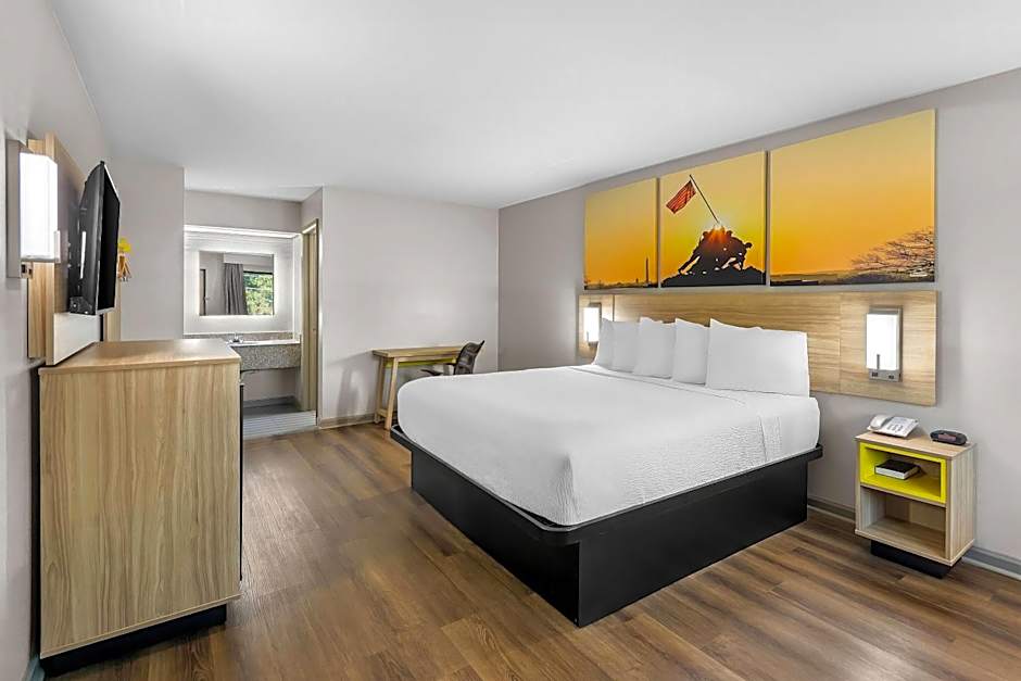 Days Inn by Wyndham Enterprise