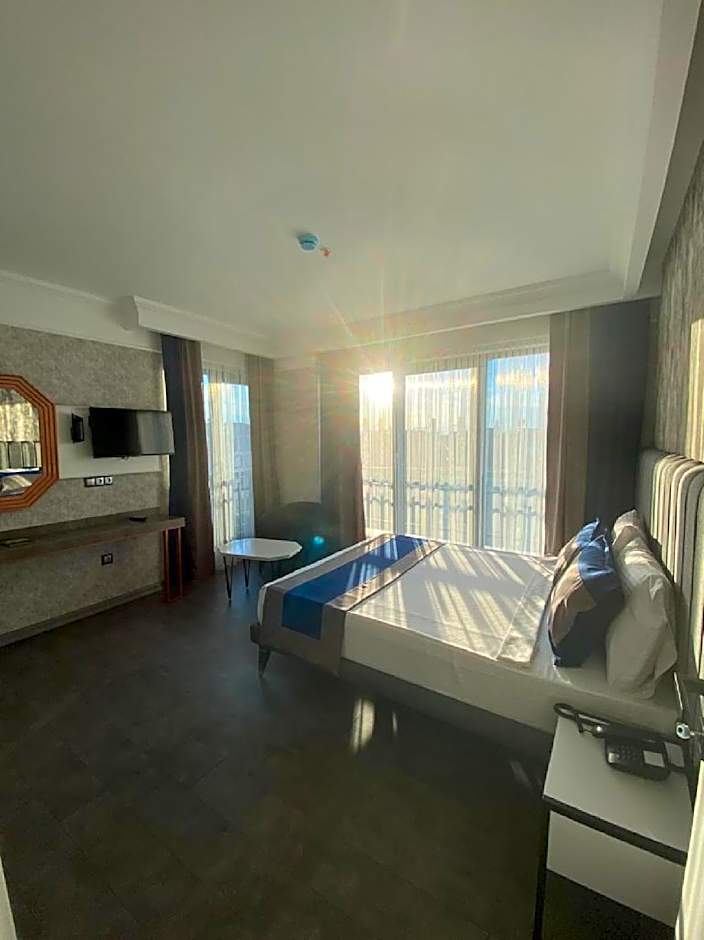 NENESSA HOTEL