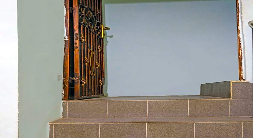 Hotel O Penginapan ReniNearMall Nagoya Hill