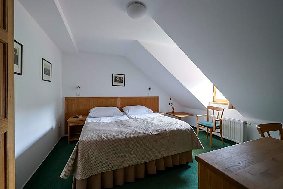 LH Hotel Mlýn