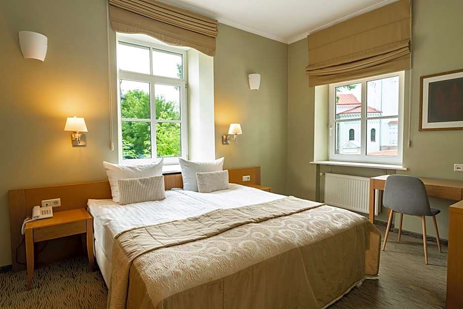 Photo 1 of 9 of Standard 1 Double Bed or 2 Beds