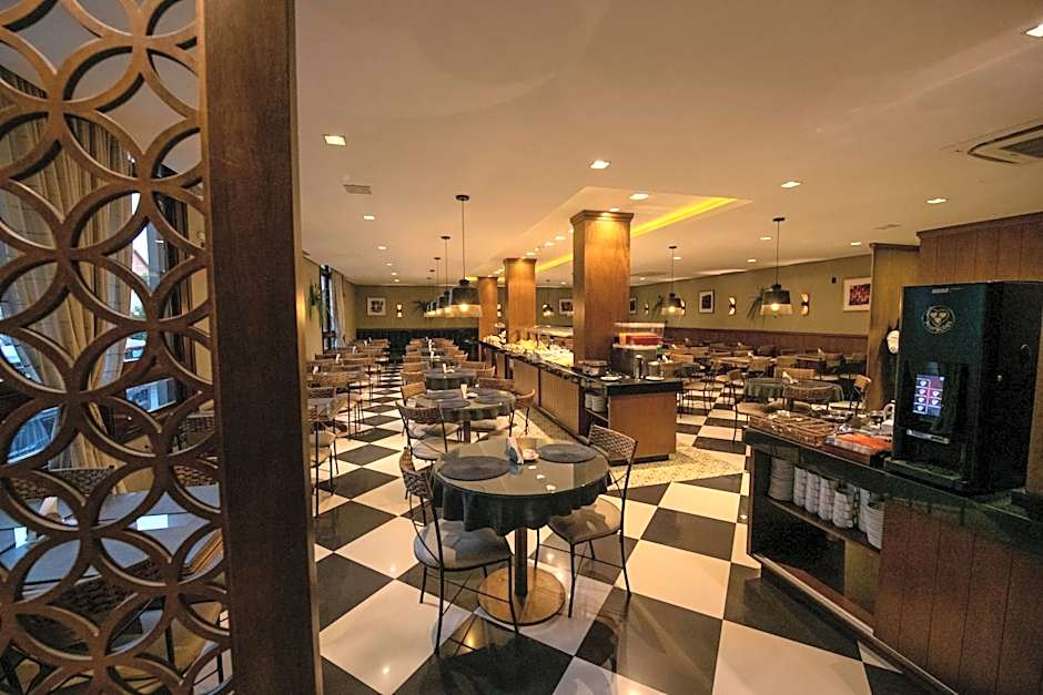 Hotel Serra Nevada