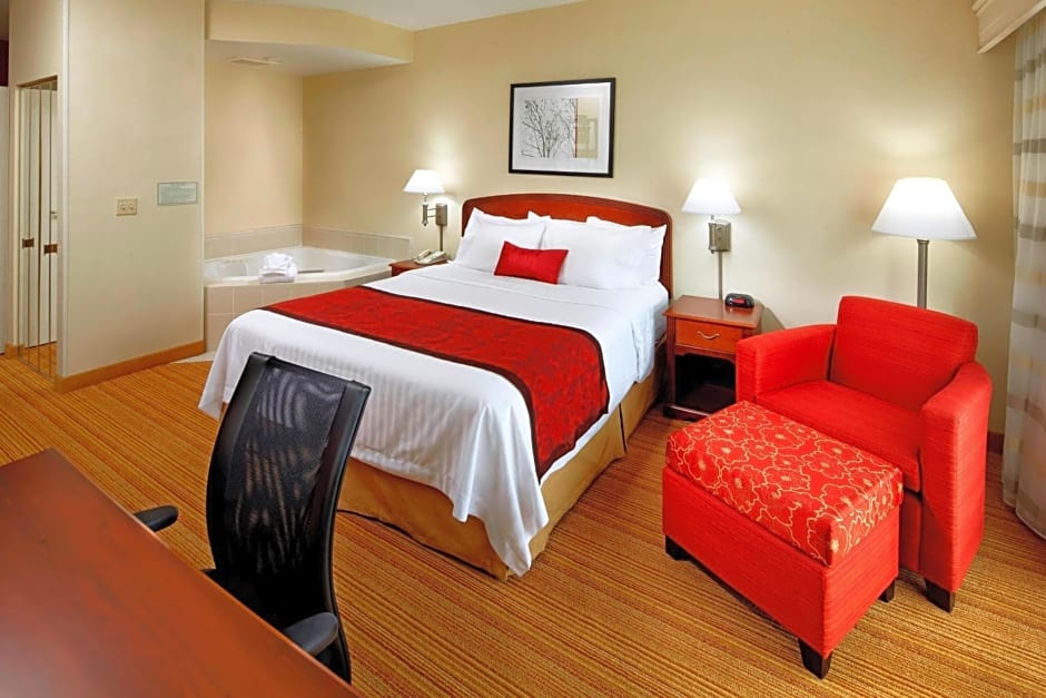 Courtyard by Marriott Newark Granville