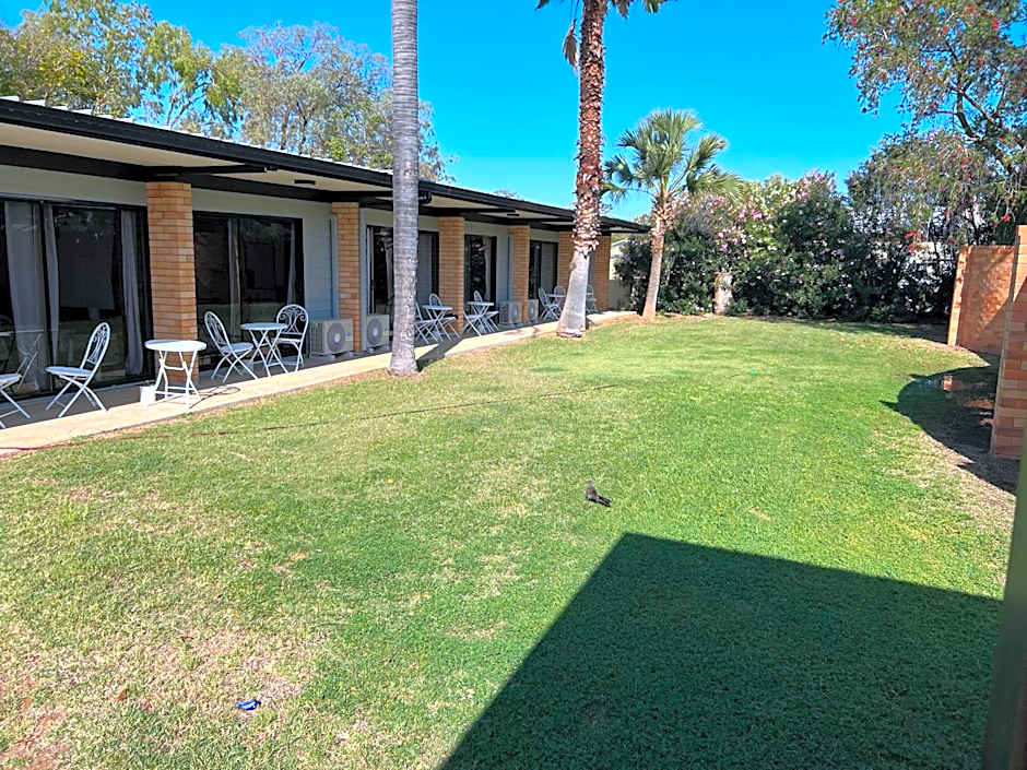 Jumbuck Motel - Oil Friendly Price
