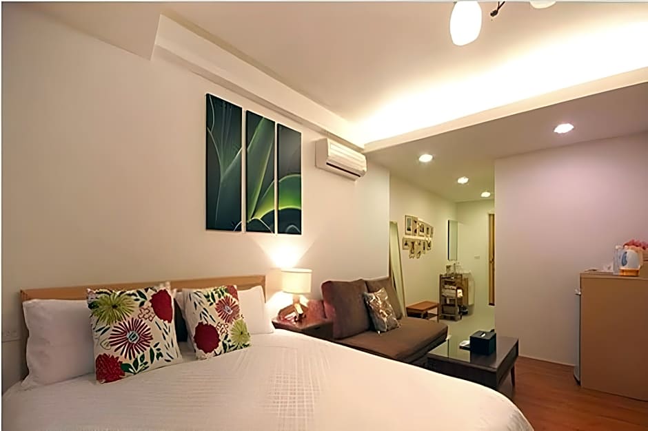 Happiness Yes Hostel II