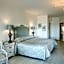 Misty Waves Boutique Hotel