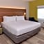 Holiday Inn Express & Suites St. Petersburg - Madeira Beach