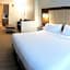 Holiday Inn Express Hotel & Suites Greenville By IHG