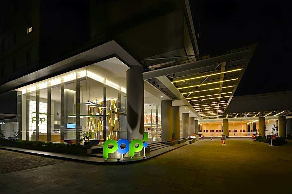 HARRIS Hotel & Conventions Solo