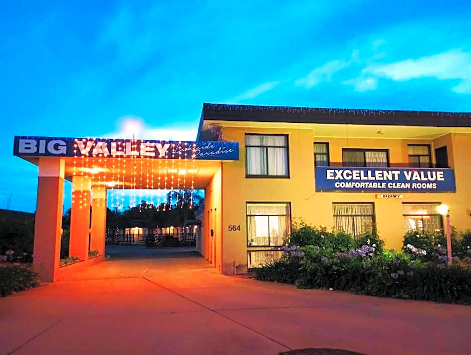 Big Valley Lakeside Paradise Motor Inn