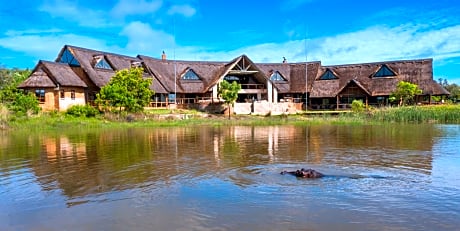 Kingfisher Villa in Mabula Game Reserve