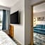 Hampton Inn & Suites by Hilton Langley-Surrey