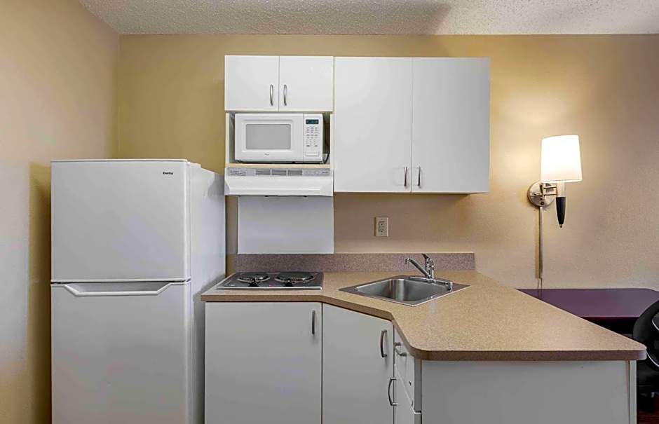 Extended Stay America Suites - Dallas - Greenville Avenue