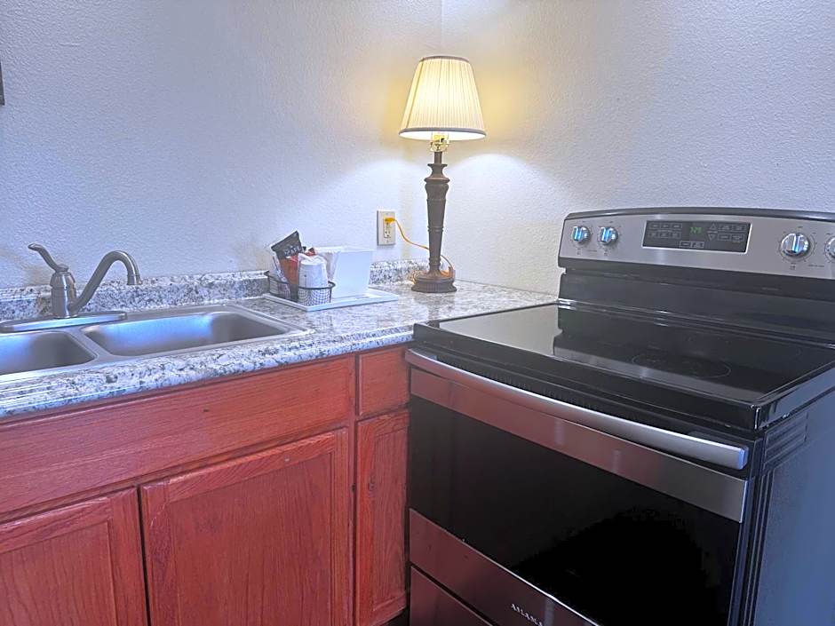 Super 8 by Wyndham Giddings