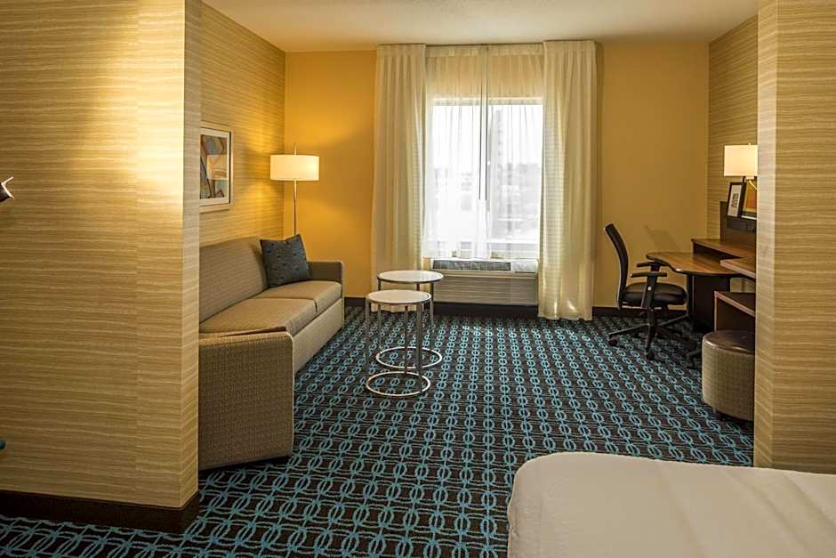 Fairfield Inn & Suites by Marriott Pittsburgh North/McCandless Crossing