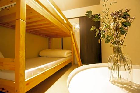 Twin Room with Private Bathroom