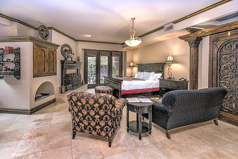 Adobe Grand Villas
