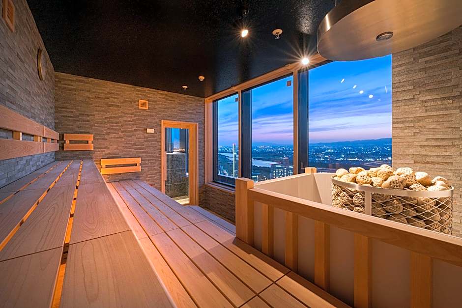 Candeo Hotels Osaka Hirakata