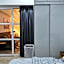 REVO at AURORA PLACE, Pavilion 2, 5 Minutes To AXIATA ARENA BUKIT JALIL FREE WIFI by De Harlequins Guesthouse