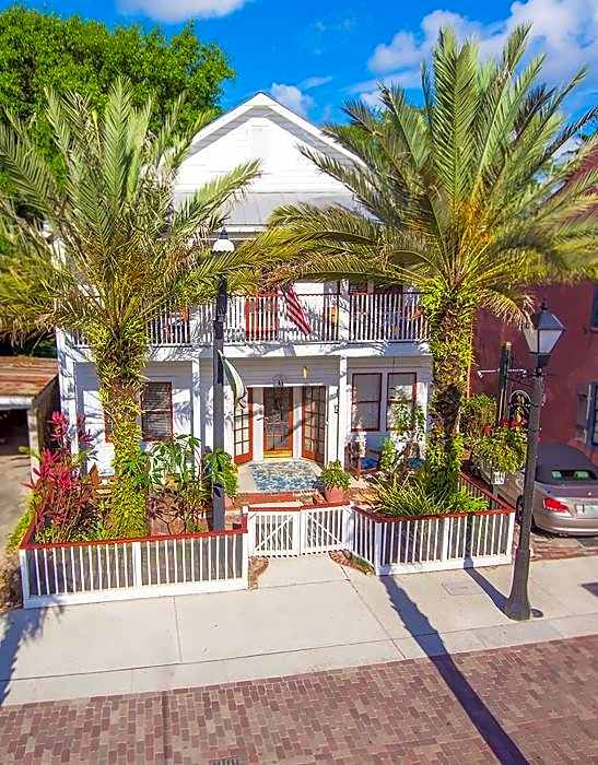 44 Spanish Street Inn