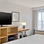 Spark by Hilton Newcomerstown