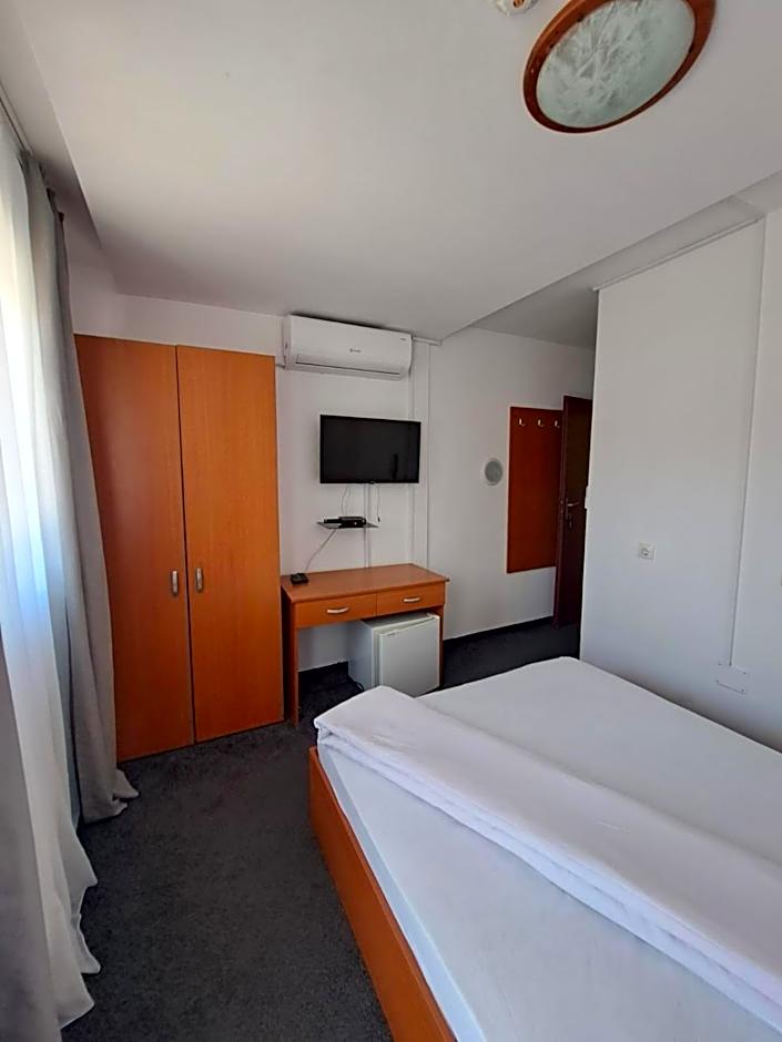 Hotel Pescarus Port Bicaz